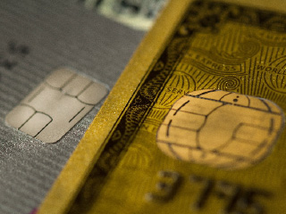 クレジットカード（一般カードとゴールドカード）